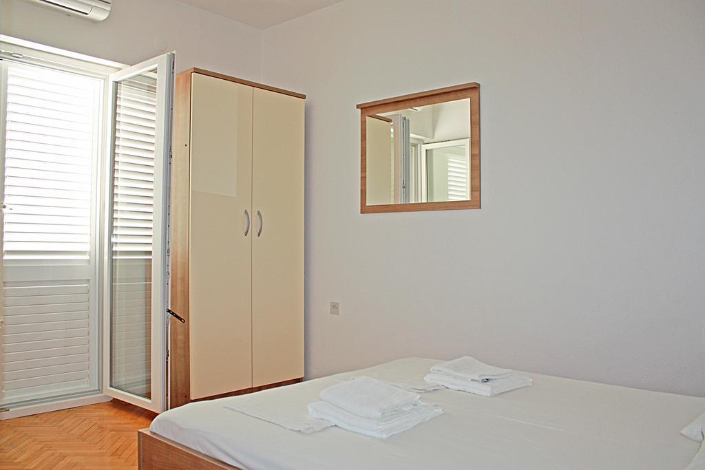 Bougainvillea Apartments Makarska Exterior photo
